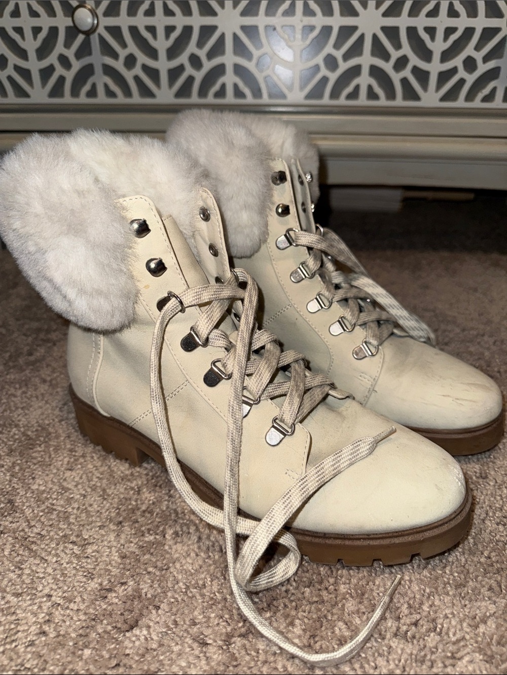 Esprit Cream Lace-Up Fur-Trim Ankle Boots